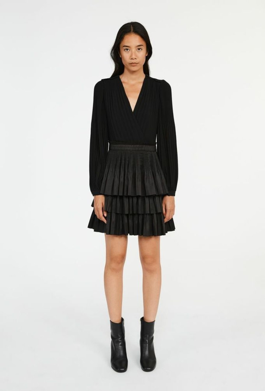 Femme claudie pierlot Robes & Jupes | Robe Courte Plissee A Volant Noir